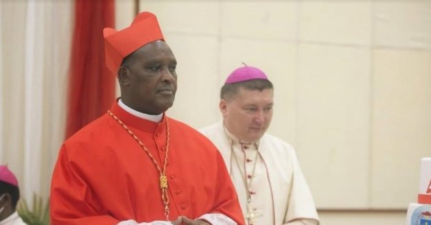H.E. Andrzej Józwowicz to His Eminence Cardinal ANTOINE KAMBANDA at the Solemn Mass in Kigali on December 6th, 2020