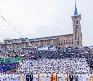 UBUTUMWA BWA PAPA FRANSISKO BUJYANYE N’UMUNSI MPUZAMAHANGA W’URUBYIRUKO  WIZIHIZWA KU NSHURO YA 39  Ku ya 24 Ugushyingo 2024