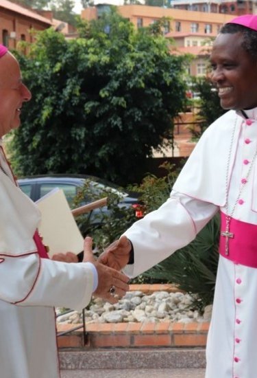 L’Institut Pontifical Saint Jean Paul II s’engage à organiser des cours particuliers de théologie du mariage et de la famille au Rwanda